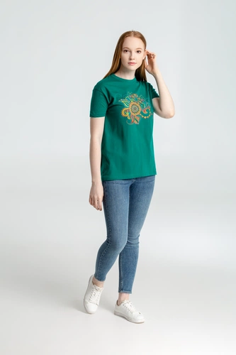 Футболка «Узор», зеленая Футболка «Узор», зеленая