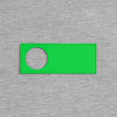 Лейбл из ПВХ с вырубкой «Круг», зеленый неон Лейбл из ПВХ с вырубкой «Круг», зеленый неон