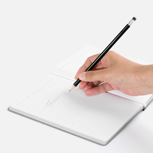 Карандаш простой Triangle с ластиком, черный Карандаш простой Triangle с ластиком, черный