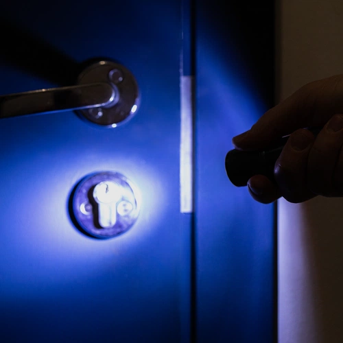 Фонарик Aurora, серебристый Фонарик Aurora, серебристый