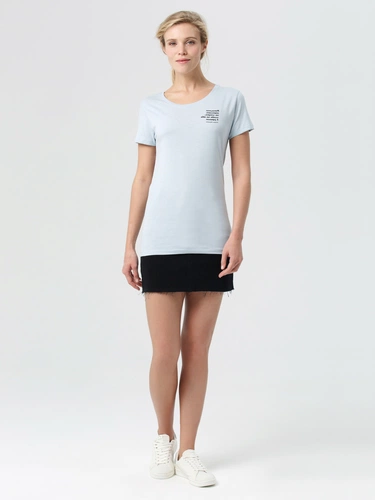 Футболка женская «Женщина хорошеет», голубая Футболка женская «Женщина хорошеет», голубая