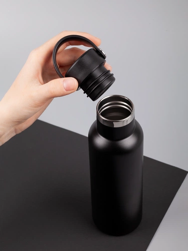 Термобутылка Bidon, черная Термобутылка Bidon, черная