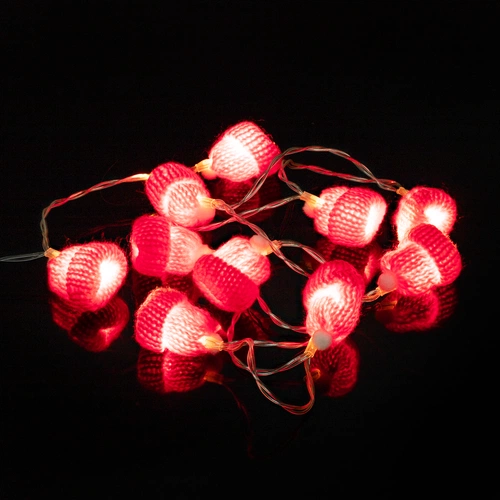 Гирлянда Cosy Poms, красная Гирлянда Cosy Poms, красная