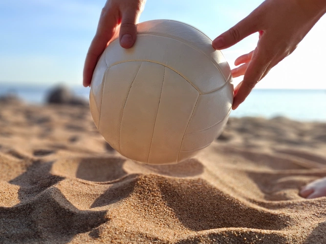 Волейбольный мяч Friday, белый Волейбольный мяч Friday, белый