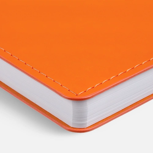 Ежедневник Tact, недатированный, оранжевый Ежедневник Tact, недатированный, оранжевый