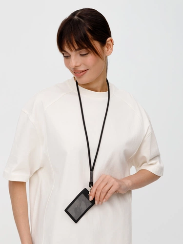 Шнурок для бейджа Tube Metal, черный Шнурок для бейджа Tube Metal, черный