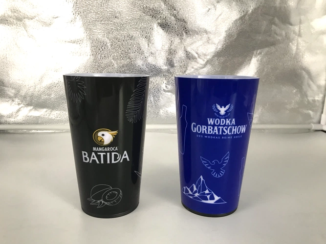 Стакан пластиковый Glow с подсветкой Стакан пластиковый Glow с подсветкой