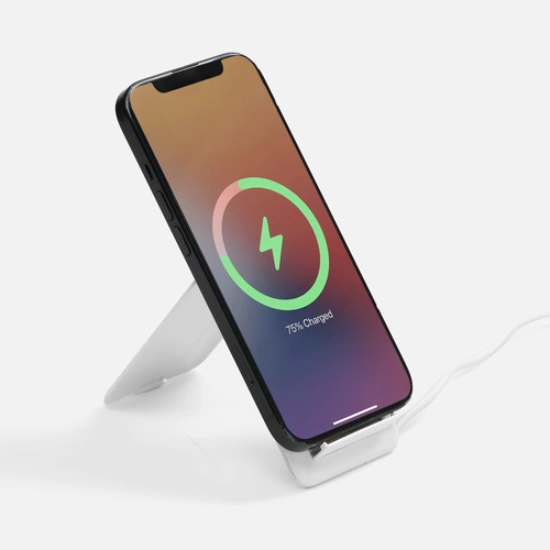 Органайзер с беспроводной зарядкой и набором адаптеров Octopod, белый Органайзер с беспроводной зарядкой и набором адаптеров Octopod, белый