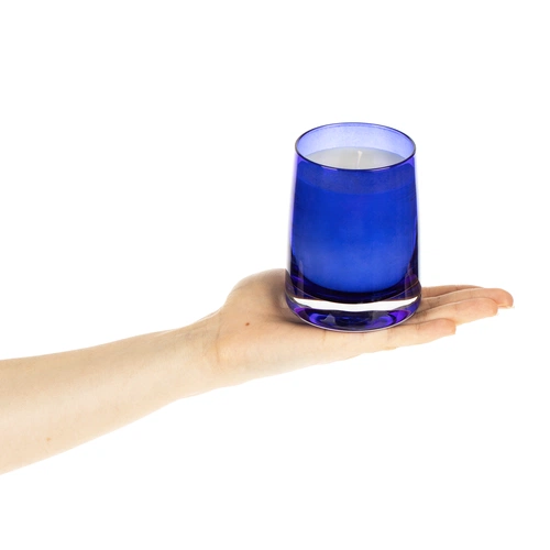 Ароматическая свеча Fragnola, пряная древесина и кардамон, темно-синяя Ароматическая свеча Fragnola, пряная древесина и кардамон, темно-синяя