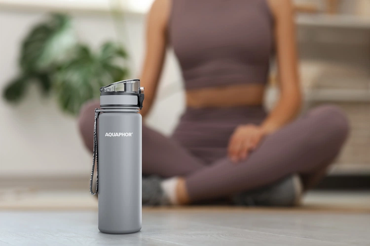 Бутылка с фильтром «Аквафор Сити», серая Бутылка с фильтром «Аквафор Сити», серая