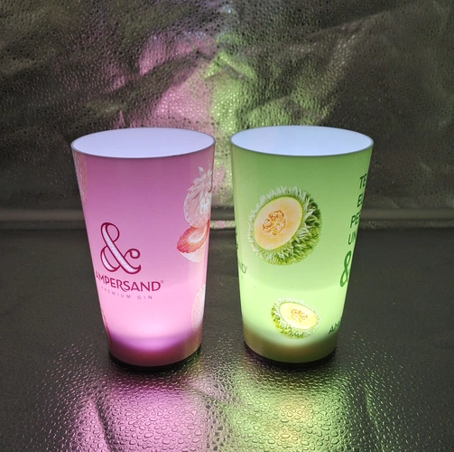 Стакан пластиковый Glow с подсветкой Стакан пластиковый Glow с подсветкой