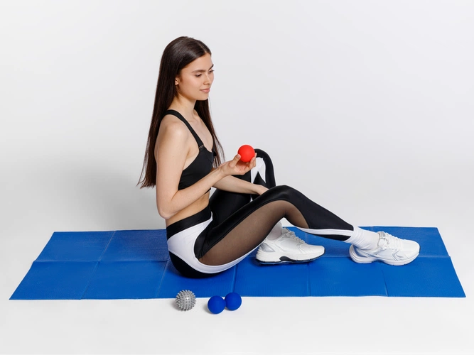 Массажный мяч для MФР Relaxify, красный Массажный мяч для MФР Relaxify, красный