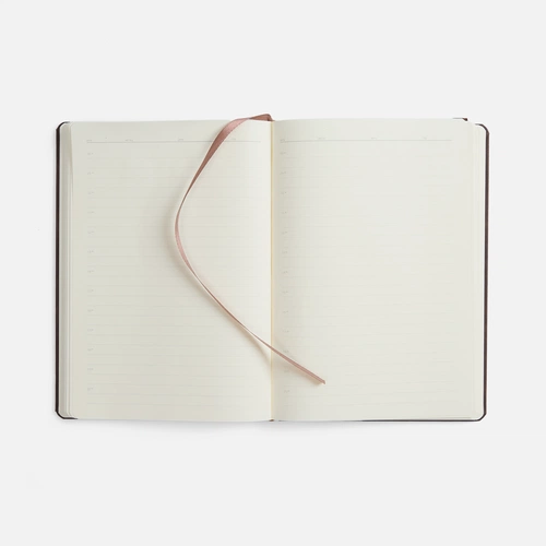 Ежедневник Urban Hard, недатированный, коричневый Ежедневник Urban Hard, недатированный, коричневый