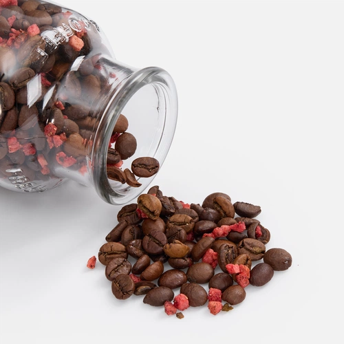 Кофе в зернах Coffeedence, с клубникой Кофе в зернах Coffeedence, с клубникой