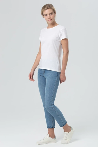 Футболка женская Miss 150, белая Футболка женская Miss 150, белая