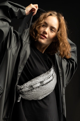 Поясная сумка W6, серая Поясная сумка W6, серая