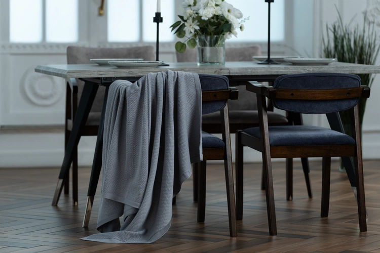 Плед Ornato, серый (дымчатый) Плед Ornato, серый (дымчатый)