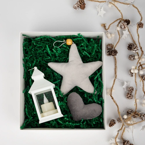 Бумажный наполнитель Chip, темно-зеленый (изумрудный) Бумажный наполнитель Chip, темно-зеленый (изумрудный)