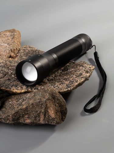 Фонарь с фокусировкой луча Skyddas, черный Фонарь с фокусировкой луча Skyddas, черный