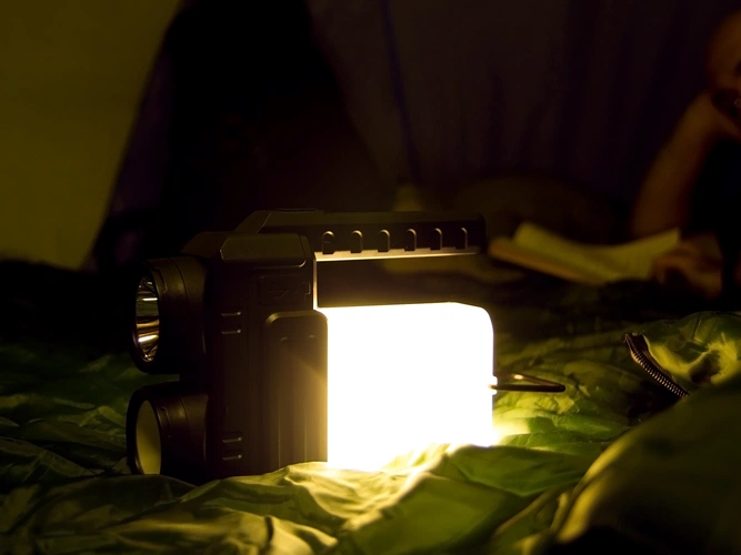 Кемпинговый фонарь-лампа аккумуляторный Yol, черный Кемпинговый фонарь-лампа аккумуляторный Yol, черный