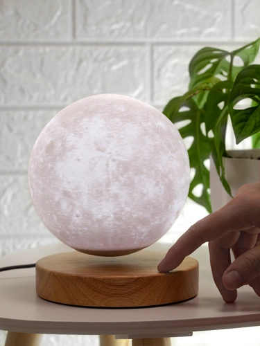 Левитирующая луна MoonFlight с пластиковой подставкой Левитирующая луна MoonFlight с пластиковой подставкой