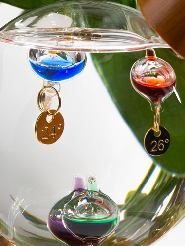 Термометр-шар «Галилео» в деревянном корпусе Термометр-шар «Галилео» в деревянном корпусе