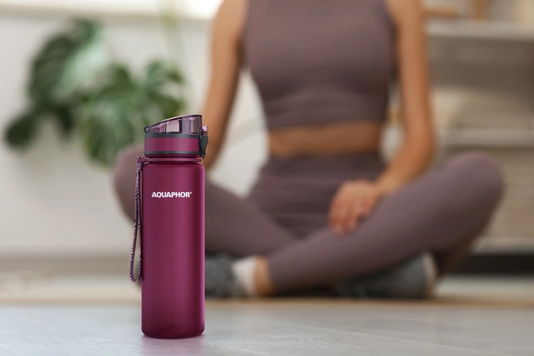 Бутылка-фильтр «Аквафор Сити», ярко-розовая (фуксия) Бутылка-фильтр «Аквафор Сити», ярко-розовая (фуксия)