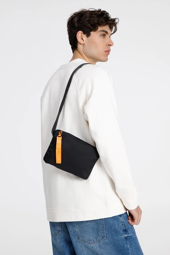 Поясная сумка W2, черная Поясная сумка W2, черная