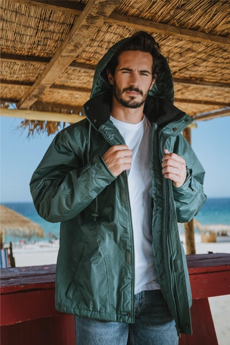 Парка унисекс Liubliana, черная Парка унисекс Liubliana, черная