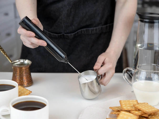 Беспроводной вспениватель молока Cuptavia, черный Беспроводной вспениватель молока Cuptavia, черный