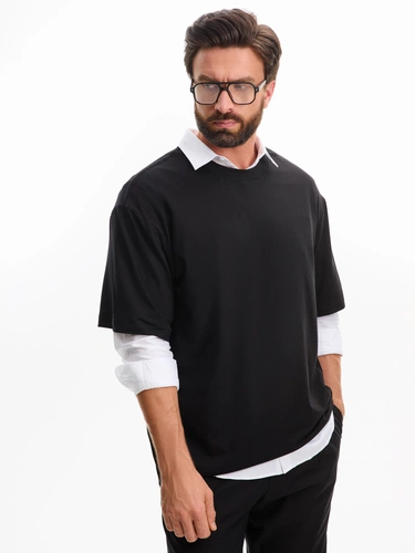 Футболка оверсайз унисекс Lavinia, черная Футболка оверсайз унисекс Lavinia, черная