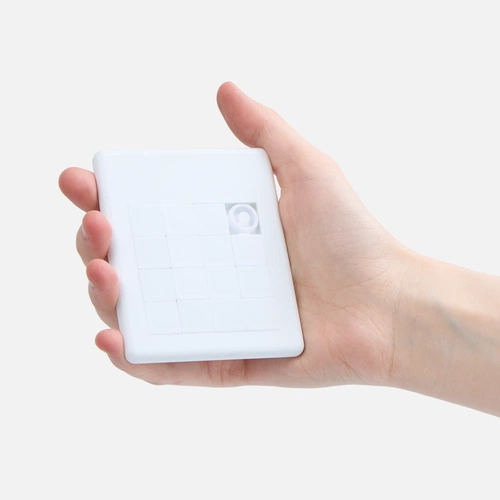 Головоломка «Пятнашки», белая Головоломка «Пятнашки», белая