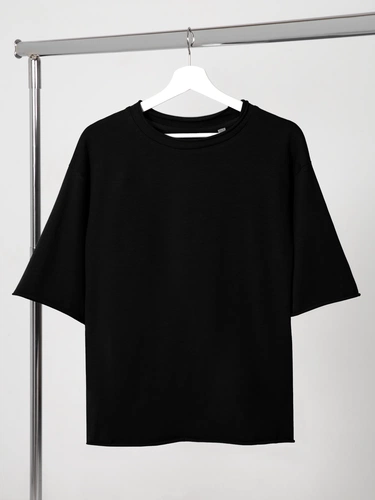 Футболка оверсайз Vozduh 2.0, черная Футболка оверсайз Vozduh 2.0, черная