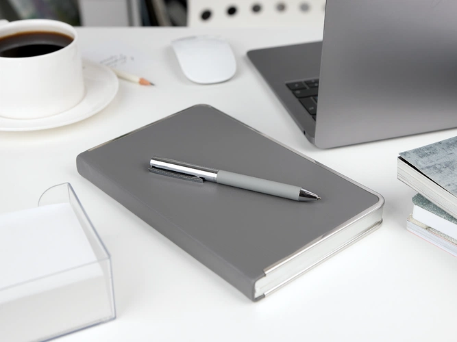 Ручка шариковая Eyeshot Soft Touch, черная Ручка шариковая Eyeshot Soft Touch, черная