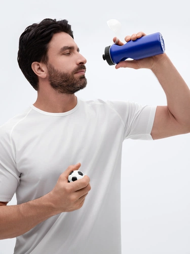 Бутылка с антистрессом Footballer, синяя Бутылка с антистрессом Footballer, синяя