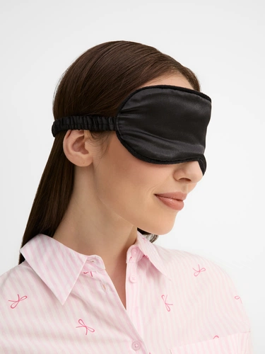 Двухстороняя маска для сна Veluto, черная Двухстороняя маска для сна Veluto, черная