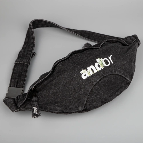 Поясная сумка W6, черная с нанесением и кастомизацией Поясная сумка W6, черная с нанесением и кастомизацией