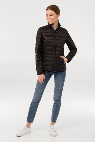 Куртка женская Wilson Women, черная Куртка женская Wilson Women, черная