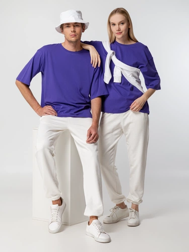 Футболка унисекс оверсайз Street Vibes, фиолетовая Футболка унисекс оверсайз Street Vibes, фиолетовая