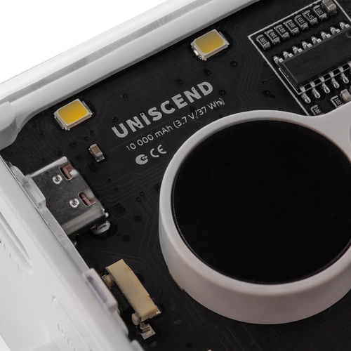 Аккумулятор с быстрой зарядкой Trellis Quick 10000 мАч, белый Аккумулятор с быстрой зарядкой Trellis Quick 10000 мАч, белый