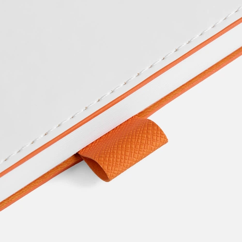 Ежедневник White Shall, недатированный, бело-оранжевый Ежедневник White Shall, недатированный, бело-оранжевый