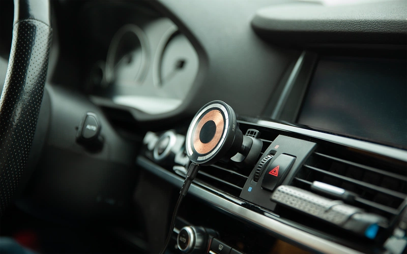 Держатель для смартфона Cooper Auto Wireless с беспроводной зарядкой, черный Держатель для смартфона Cooper Auto Wireless с беспроводной зарядкой, черный