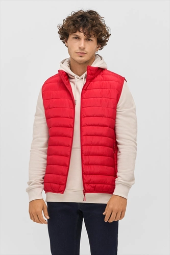 Жилет мужской Stream BW Men, красный Жилет мужской Stream BW Men, красный