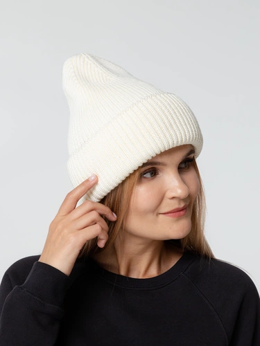 Шапка Flette, молочно-белая Шапка Flette, молочно-белая