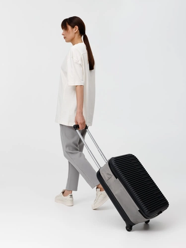 Чемодан Bonfold, черный с серым Чемодан Bonfold, черный с серым