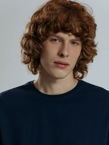 Футболка оверсайз унисекс Base Space, темно-синяя Футболка оверсайз унисекс Base Space, темно-синяя