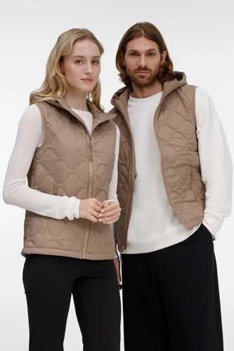 Жилет унисекс Tarnaby, бежевый Жилет унисекс Tarnaby, бежевый