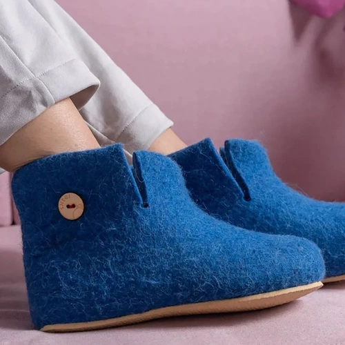 Домашние валенки Wild, синие (василек) Домашние валенки Wild, синие (василек)