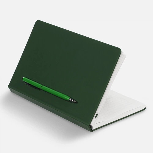 Ежедневник Magnet Shall, недатированный, зеленый Ежедневник Magnet Shall, недатированный, зеленый