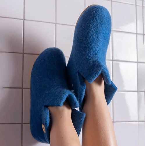Домашние валенки Wild, синие (василек) Домашние валенки Wild, синие (василек)